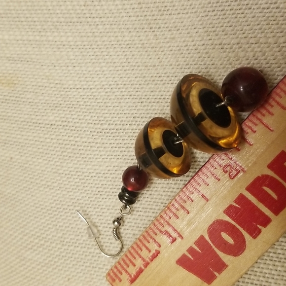 Beautiful Unique Earrings - Picture 5 of 5